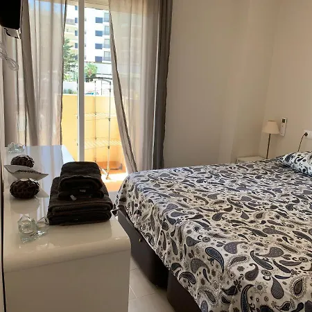 On The Beach,fuengirola Апартаменты Фуэнхирола