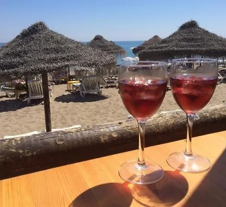 Апартаменты On The Beach,fuengirola *